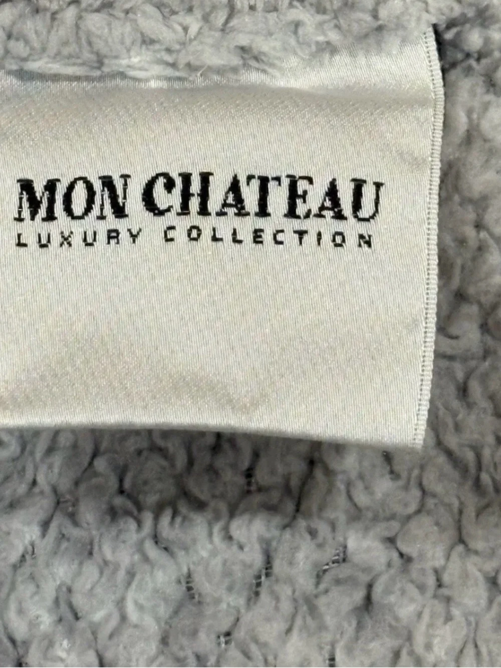Mon Chateau Luxury Collection Blanket Throw 60”x70” Grey White Ombré Textured